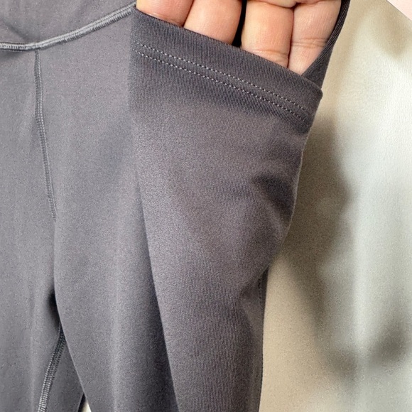 Victoria's Secret Studio 7/8 Leggings Grey - Picture 14 of 14